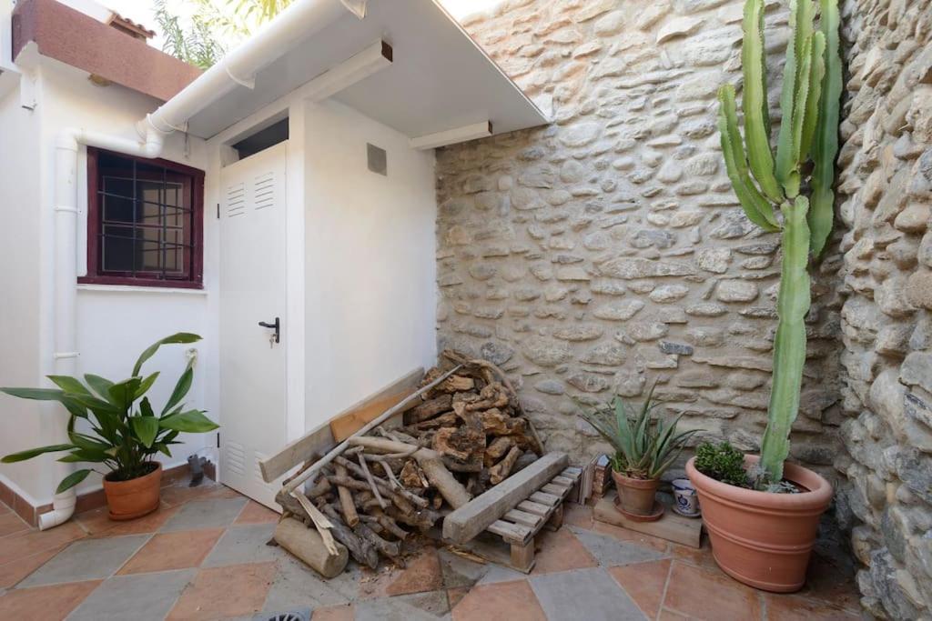 El Encanto موناتْشيل المظهر الخارجي الصورة